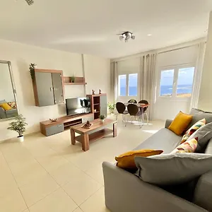 https://apartamento-en-bajamar.tenerifehoteles.net